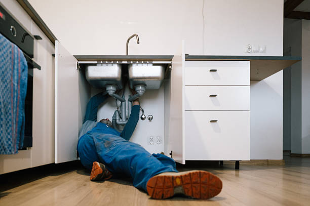 Professional Pipe Repair technician working in Benson, IL